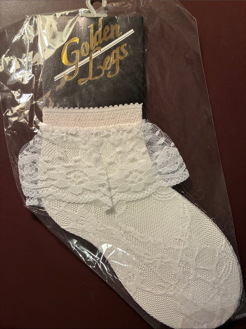 White Lace Ruffle Ankle Socks